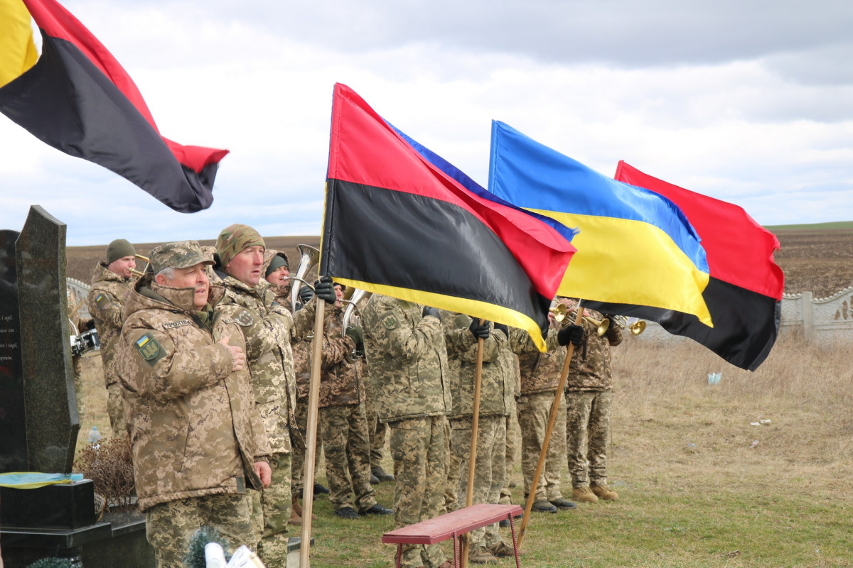 Віддав життя за Україну: на Волині попрощались з Героєм Олександром Панасюком