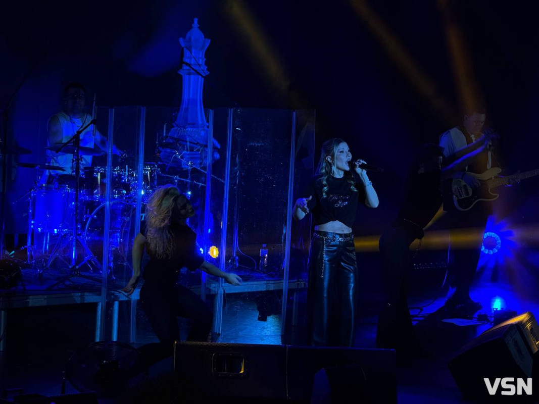 Alena Omargalieva виступила у Луцьку: аншлаг, благодійність і найкращі хіти