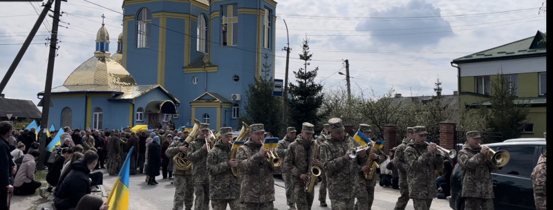 «Тілом своїм захистив побратима»: спогади про загиблого Героя з Волині Богдана Дмитрука