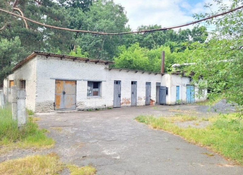 Поблизу Ківерець продають колишній ковбасний цех