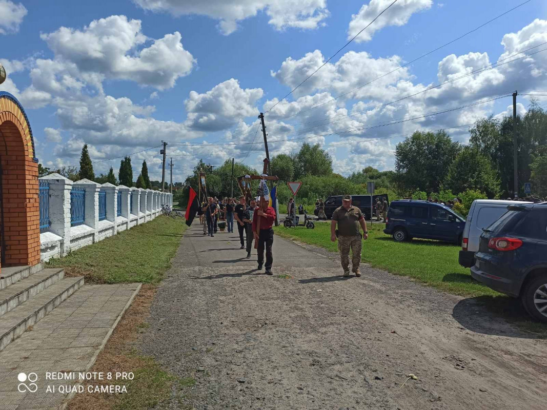 Загинув у бою: на Волині попрощалися з Героєм Степаном Васюхником