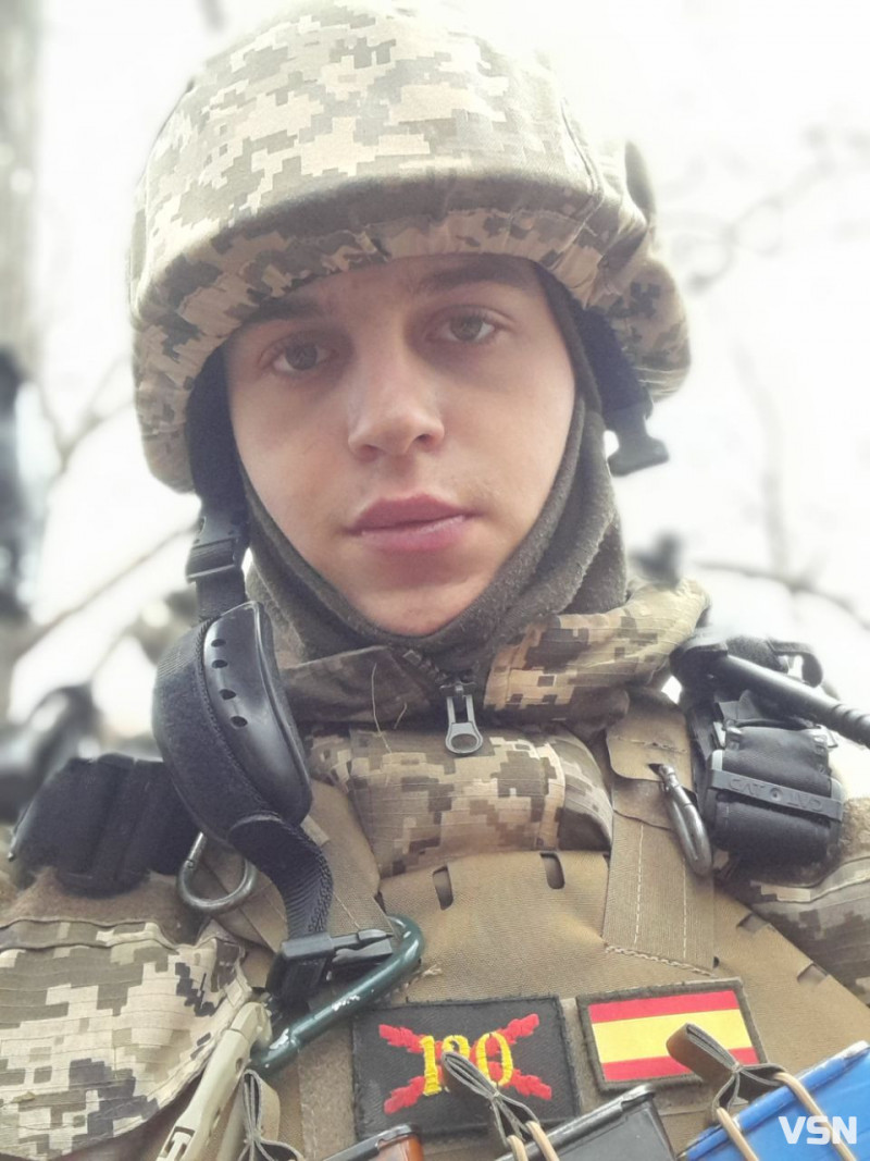 На фронті загинув 20-річний воїн-сирота з Луцька Максим Нагорний, але поховати його не можуть