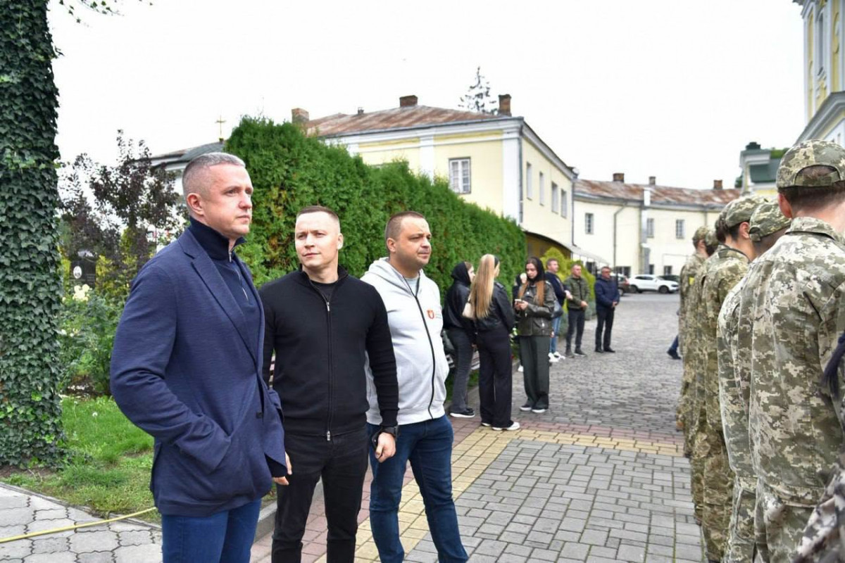 Навіки 26: у Луцьку попрощалися з прикордонником Денисом Жуком