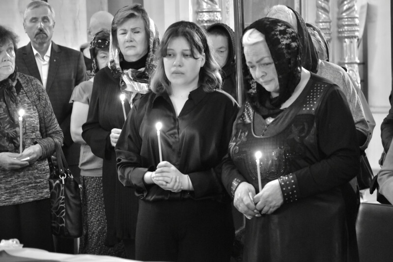 Не зміг відзначити 50-річчя: у Луцьку попрощалися із полеглим Героєм Русланом Лужанцовим