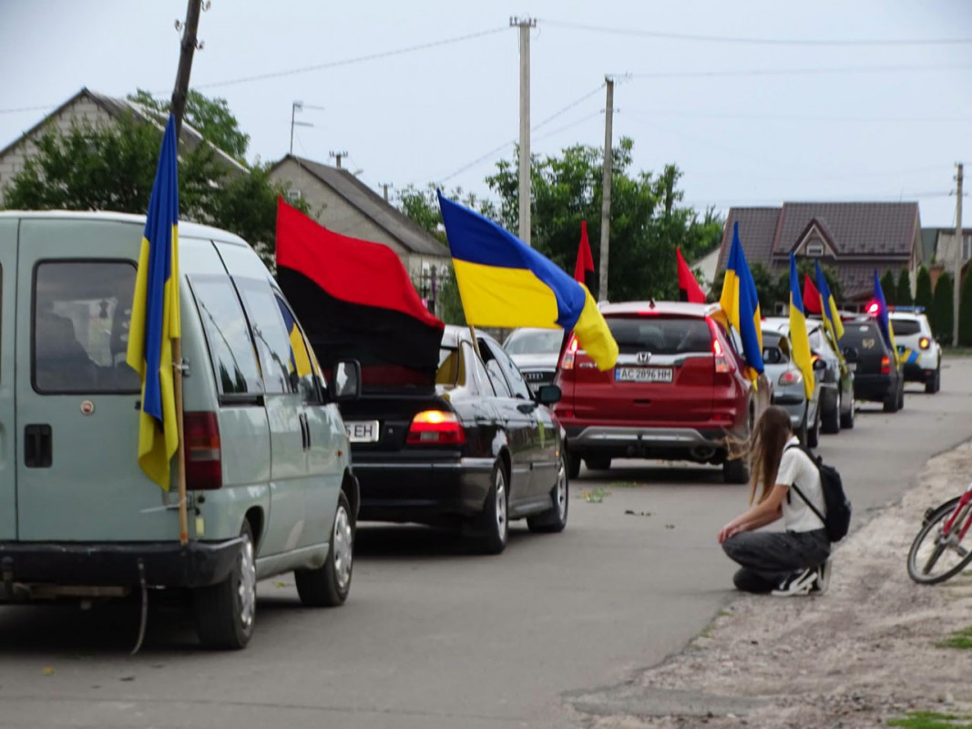На Волині попрощалися з 43-річним військовослужбовцем Сергієм Остапуком