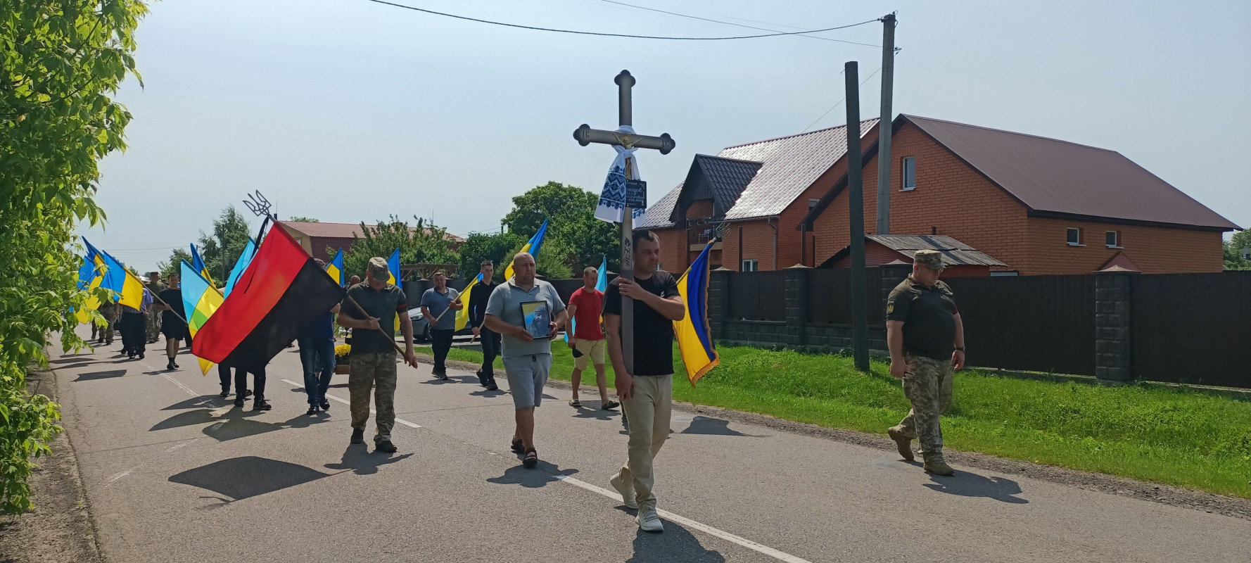 Довгий час вважався зниклим безвісти: на Волині попрощались з Героєм Сергієм Холодовим