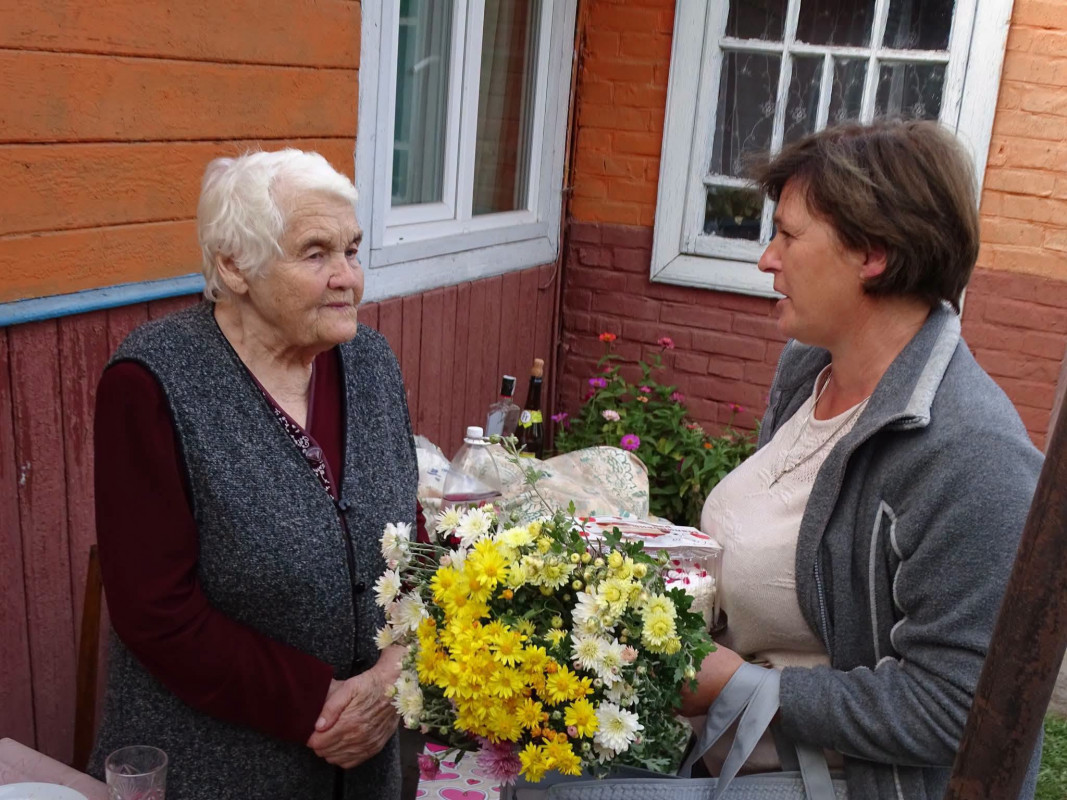 Не звикла сидіти без діла і має добру пам’ять: волинянка відзначила 90-річчя