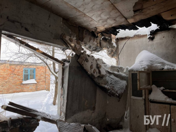 На Волині згорів будинок, де жила сім’я з чотирма дітьми: мешканці просять про допомогу