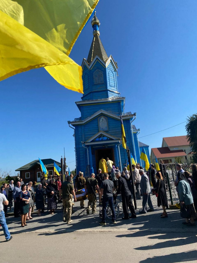 Вважався зниклим безвісти: на Волині попрощались із Героєм Петром Вакульчуком