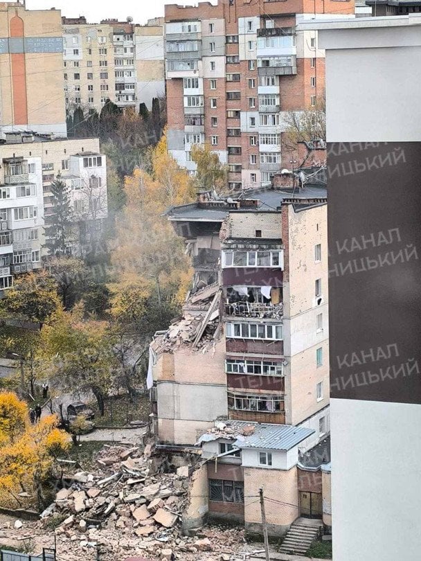 У Хмельницькому після вибуху обвалився будинок - що там коїться