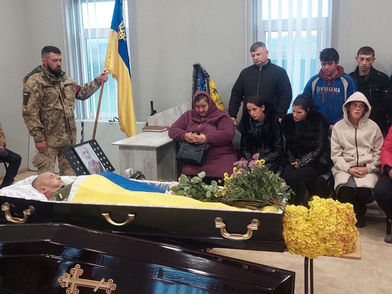 Помер від тяжких поранень: на Волині попрощалися з 59-річним Героєм Петром Кидибою
