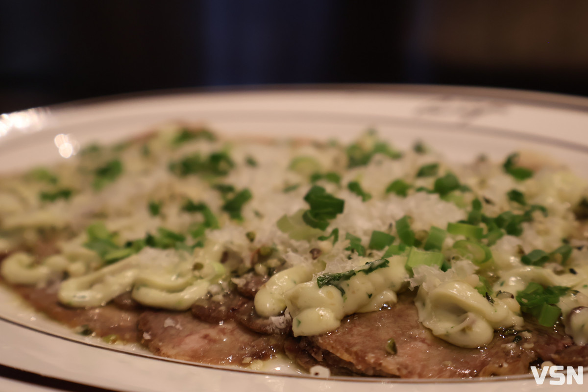 Страви без дати в календарі: універсальне святкове меню від бренд-шефа «Стожарів» у Луцьку