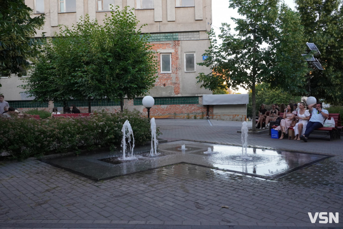 Вечірній Луцьк у променях сонця: кадри, які передають настрій літа. Фоторепортаж