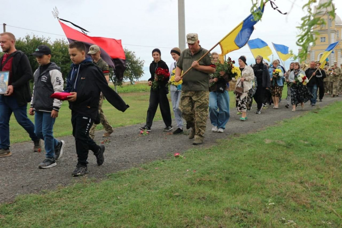 Брав участь в АТО та знову став до лав ЗСУ: на Волині поховали захисника Юрія Гімоля