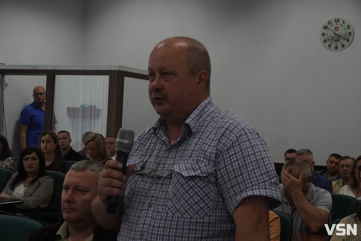 У Луцьку на лінію «15-80» надійшло понад дві тисячі звернень: найбільше скарг щодо міського транспорту