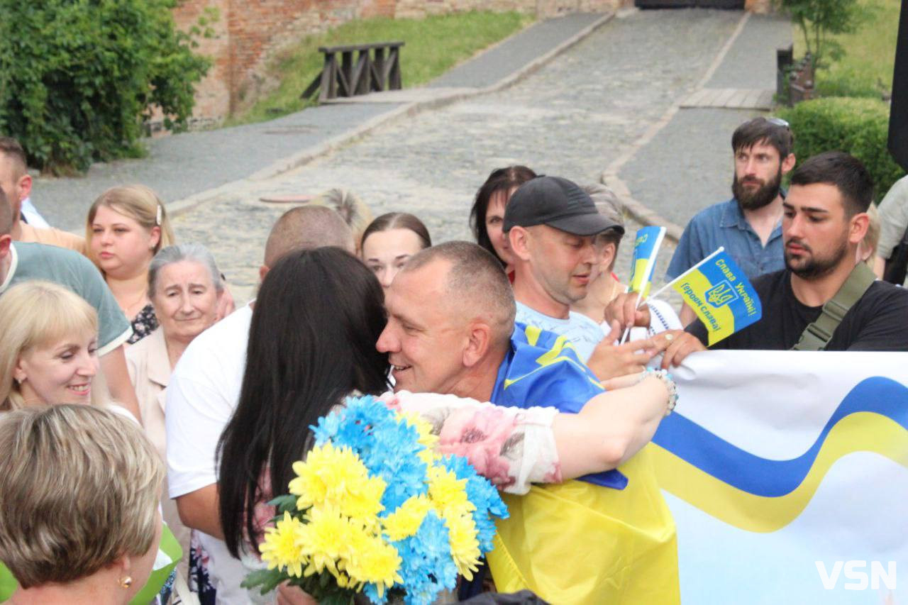 Понад два роки в російському полоні: у Луцьку зустріли військового Сергія Колошву