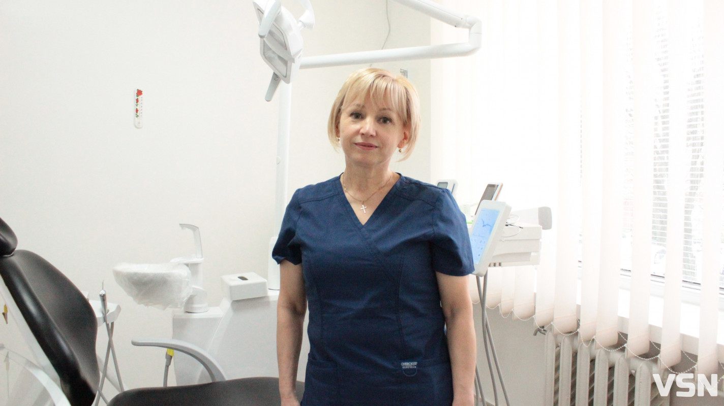 Від «чаклунства на скельці» до 3D-навігації: як у Луцьку лікують усмішки дві епохи стоматології