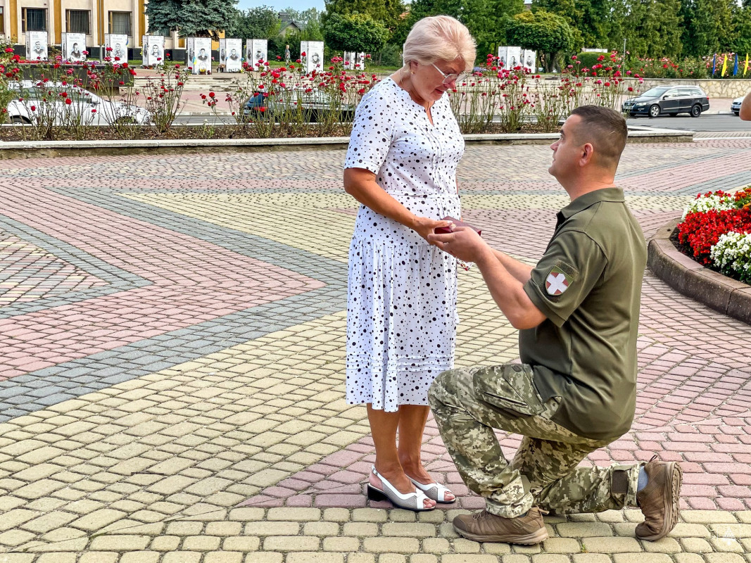 Полягли за Україну: на Волині рідним Героїв  вручили посмертні нагороди