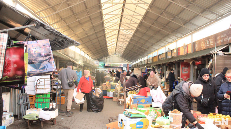 Скільки коштують яйця на ринку у Луцьку?