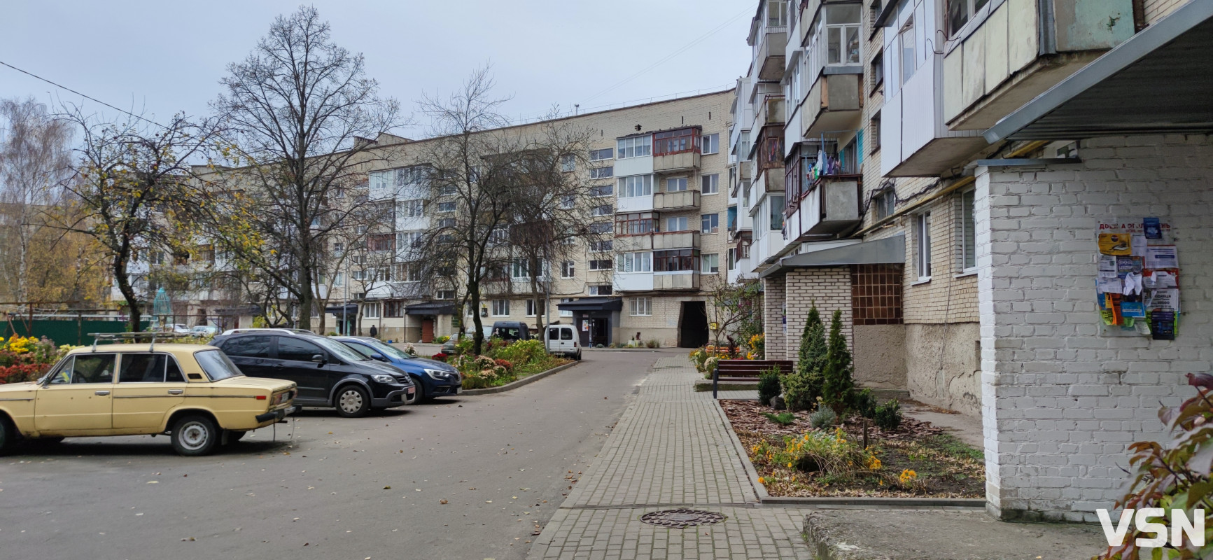 Три кілометри життя: фоторепортаж із найдовшого будинку України в Луцьку