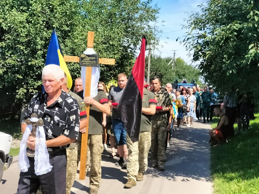 Помер у лікарні під час відпустки: на Волині попрощалися із Героєм Юрієм Куденчуком