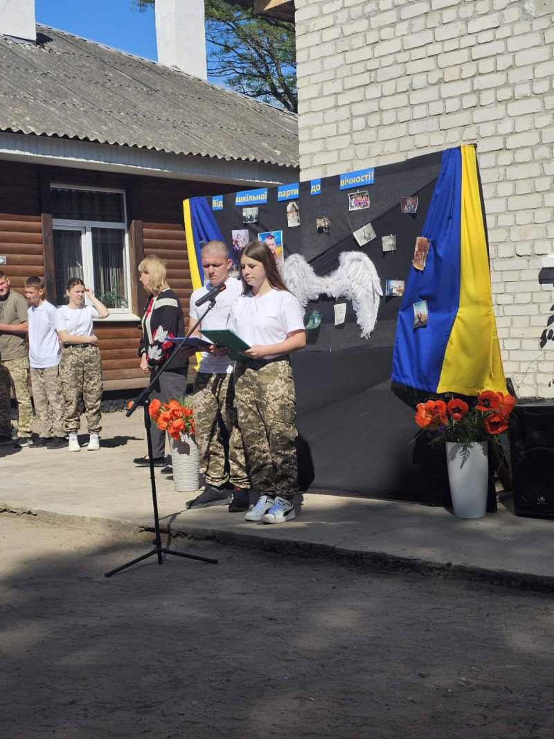 У громаді на Волині відкрили меморіальні дошки полеглим Героям