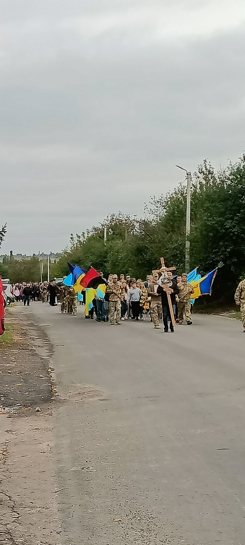 Лишилися дружина, три дочки та два сини: на Волині попрощались із Героєм Сергієм Климчуком