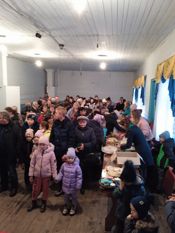 На благодійному ярмарку у селі на Волині зібрали майже 30 тисяч гривень на ЗСУ