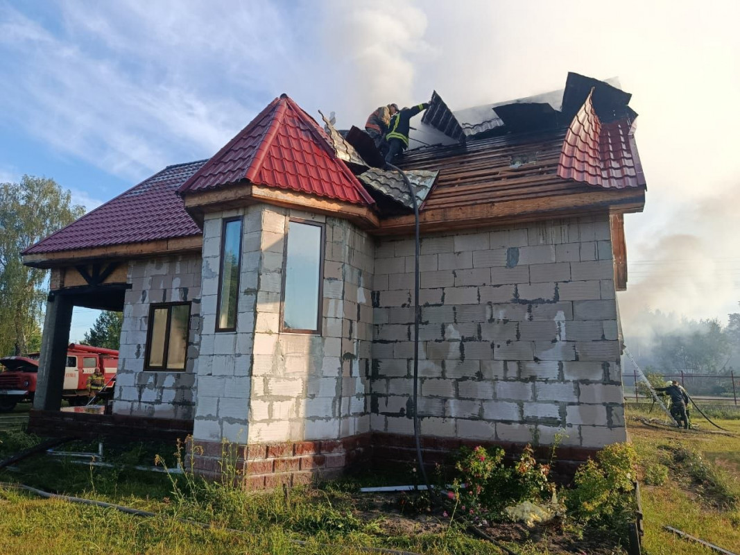 На Волині згоріли два будинки: деталі масштабної пожежі