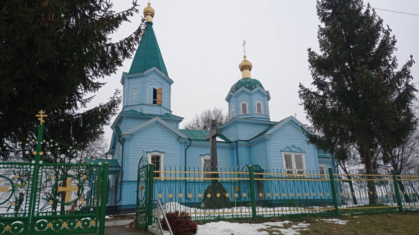 У громаді на Волині провели в останню дорогу захисника України Миколу Семенюка