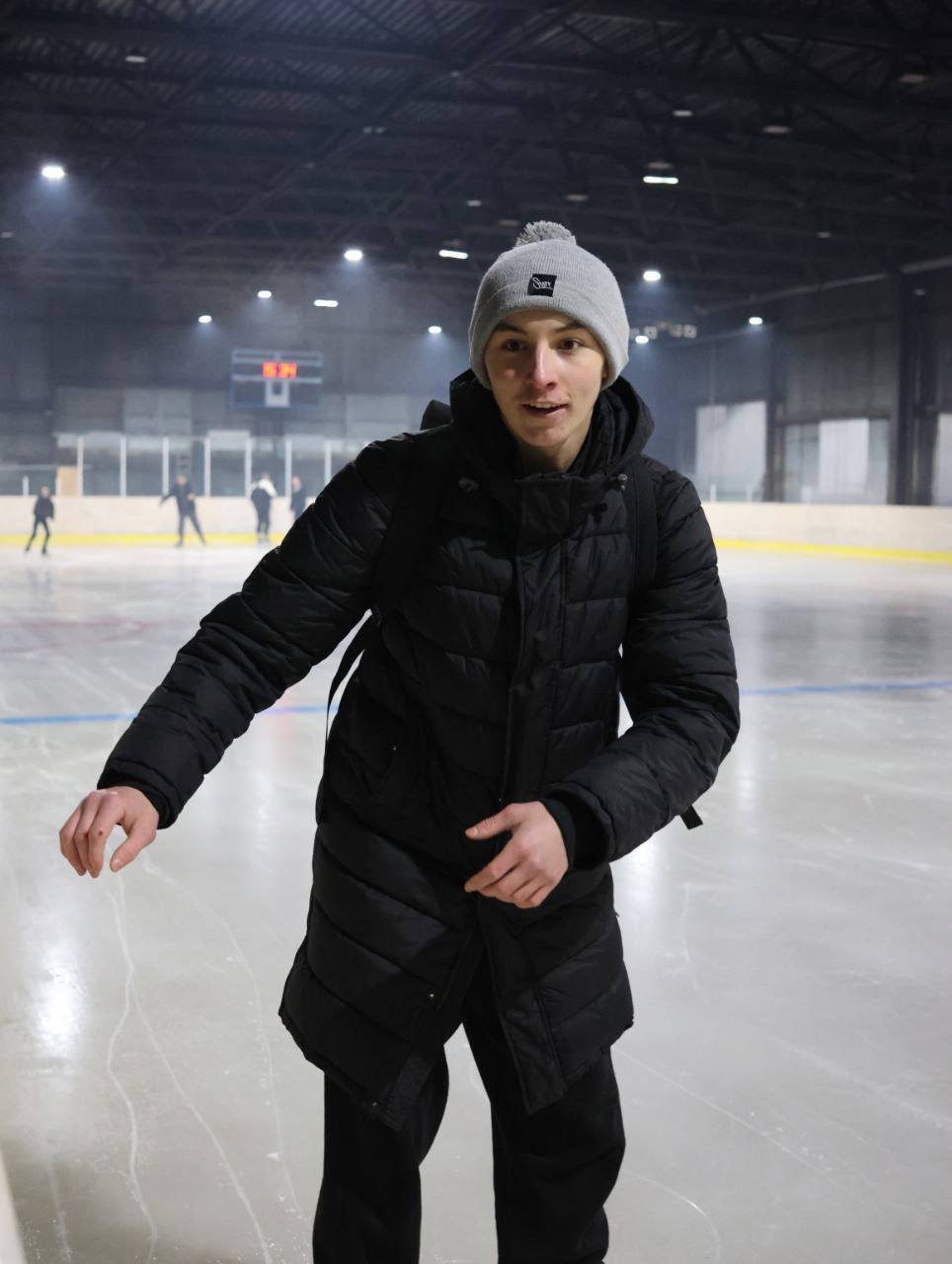 Нова локація – нові емоції: у Луцьку відкрили льодову арену «Снігова королева»