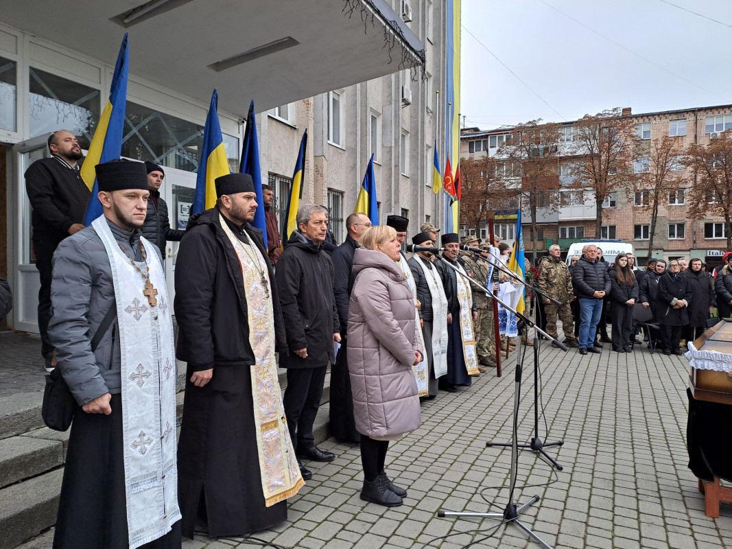 Мріяв створити сім’ю, але не судилося: на Волині попрощалися з Героєм Володимиром Кашубою