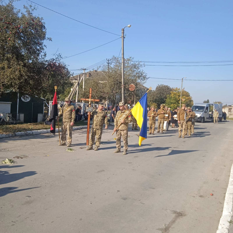 Зник безвісти понад 2 роки тому під час бою на Курщині: на Волині попрощалися із Героєм Вадимом Павліком
