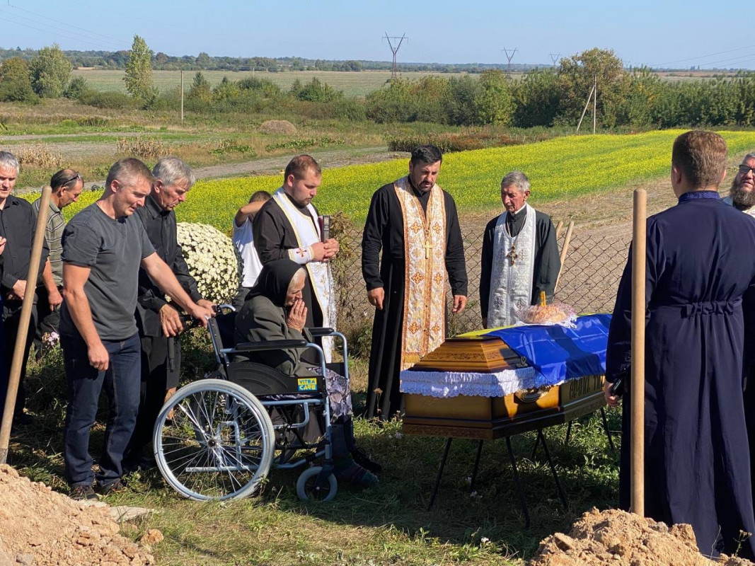 Вважався зниклим безвісти: на Волині попрощались із Героєм Петром Вакульчуком