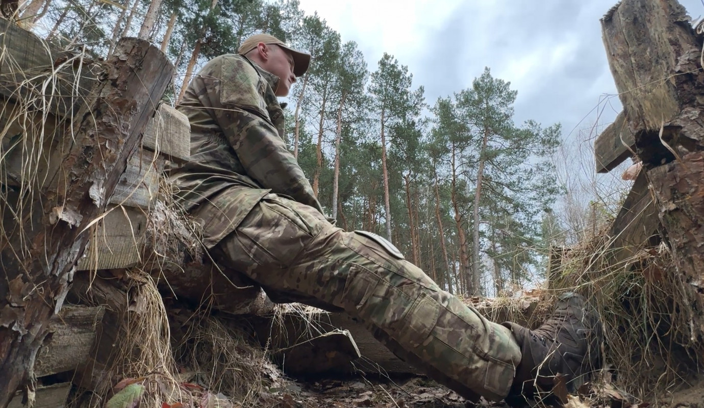 На одній із позиції провів провів 26 днів: прикордонник Волинського загону продовжує службу з осколком в нозі