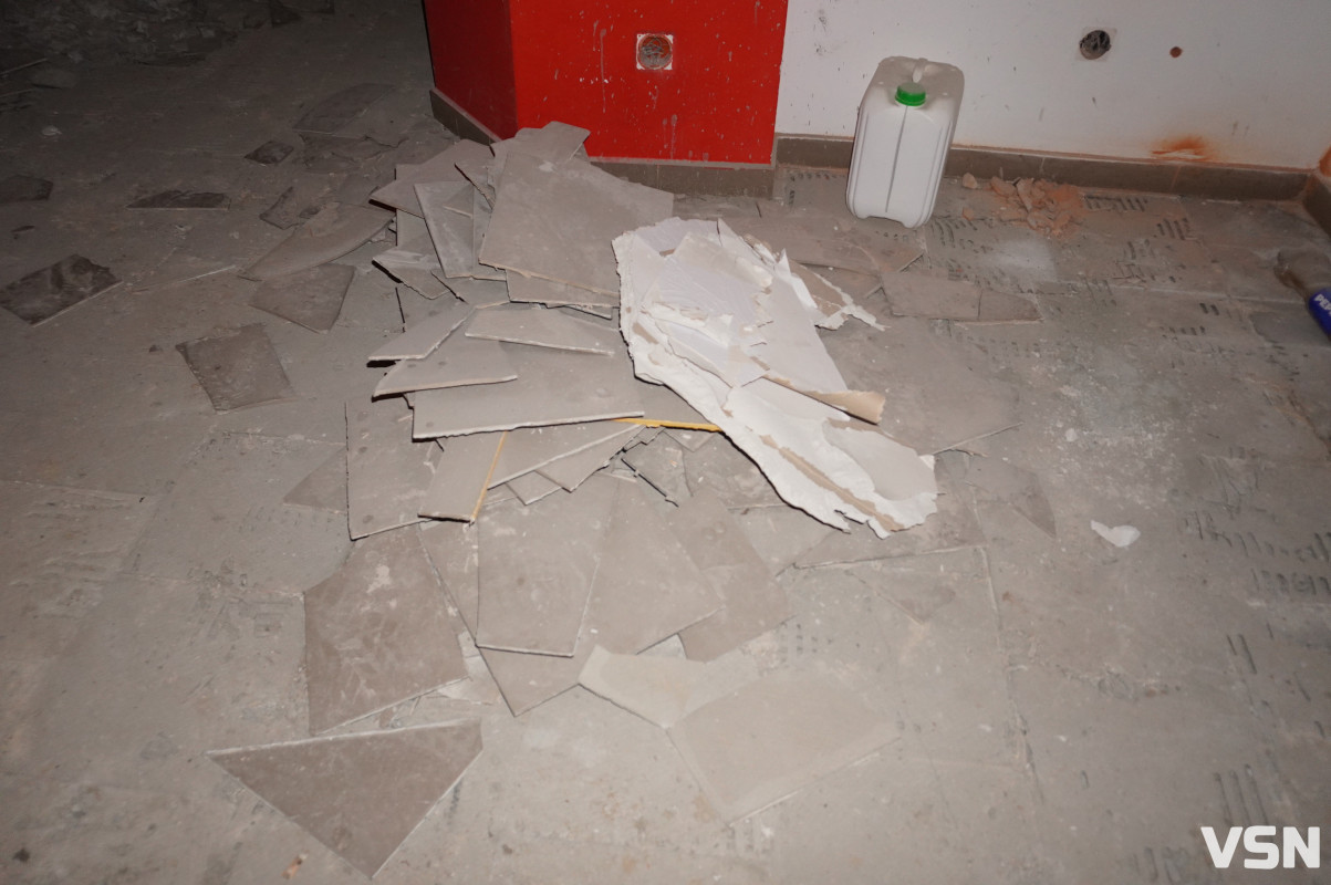 Скандальне будівництво біля РАЦСу у Луцьку: без документів, власників і контролю