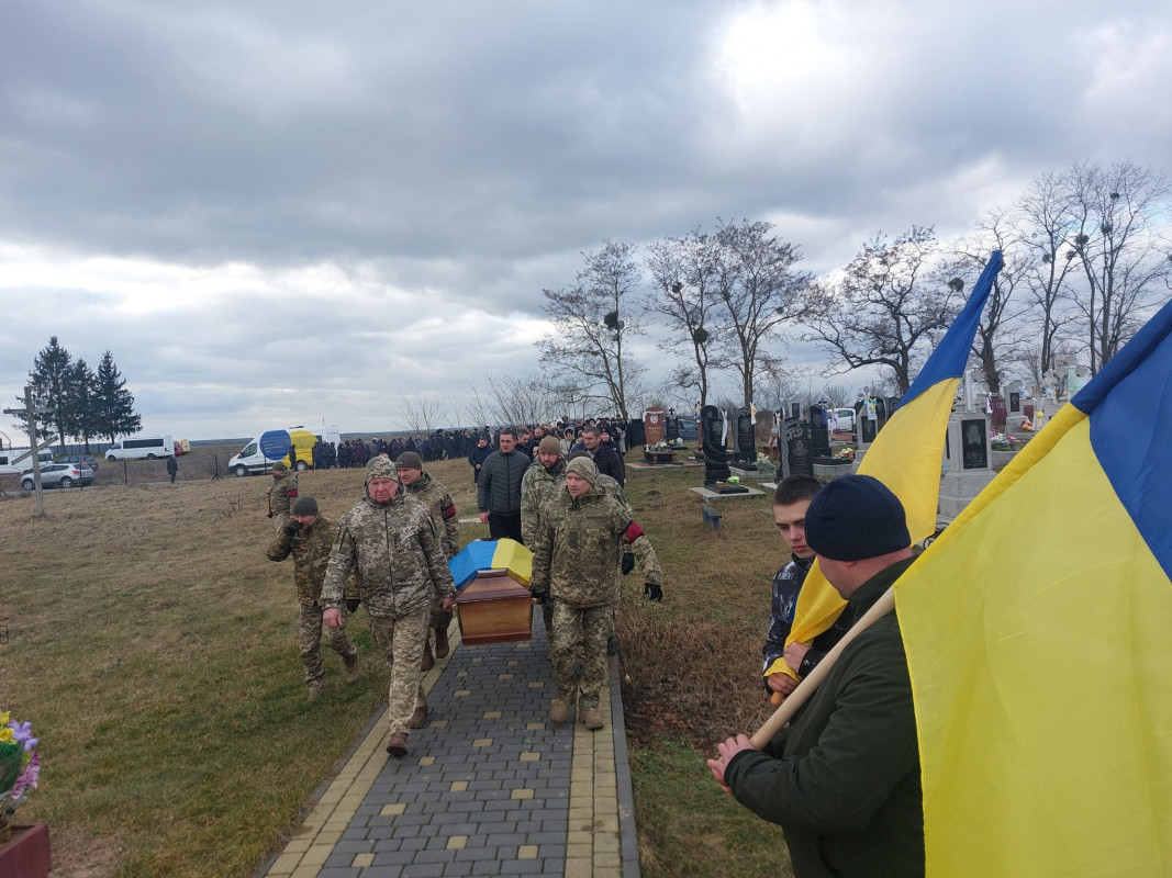 ДНК-тест обірвав надію: на Волині попрощались з Героєм Сергієм Звінчковським