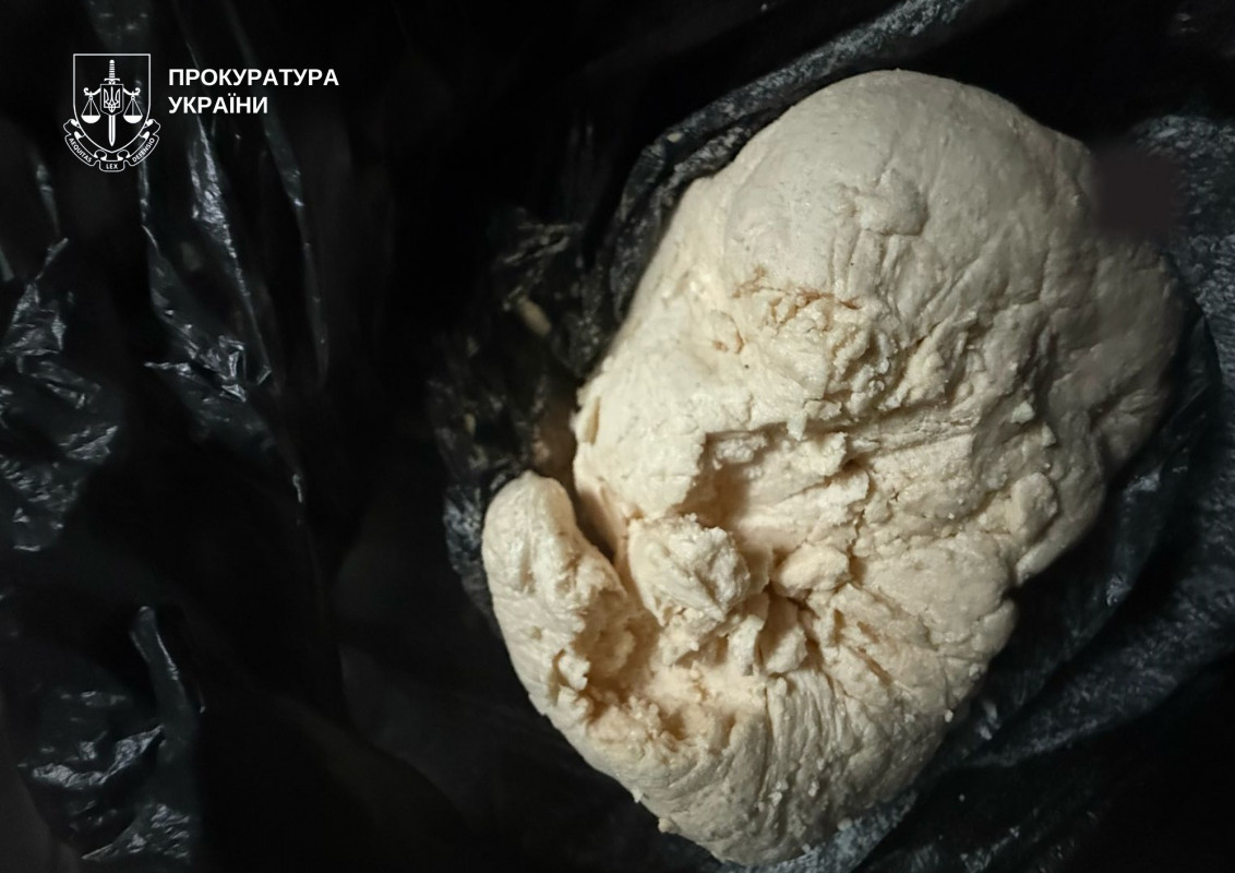 Під Луцьком діяла нарколабораторія: п’ятьох чоловіків судитимуть за виготовлення амфетаміну