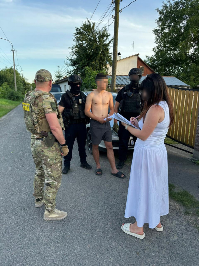 22-річний мешканець Луцької громади організував схему переправлення осіб через кордон