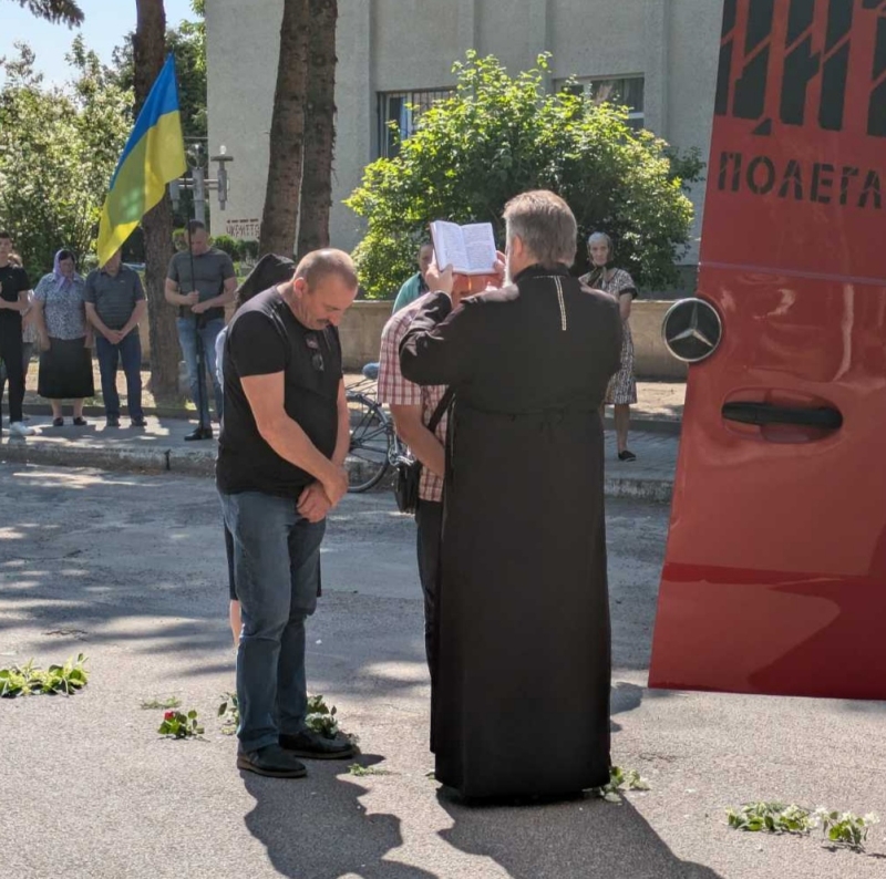Назавжди молодий: на Волині попрощались з 26-річним Героєм Миколою Муковозом