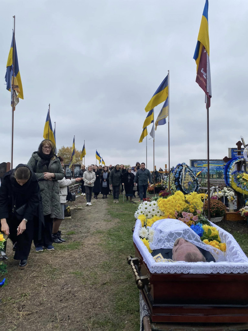 Життя обірвалося у відпустці: на Волині попрощалися із Героєм Віталієм Прусом