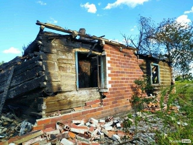Пожежа знищила будинок: на Волині без житла залишилася мама з двома маленькими дітьми