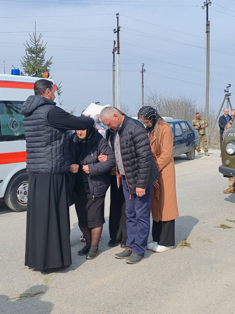 Серце зупинилося на Харківщині: волиняни попрощалися із захисником Романом Іванушком