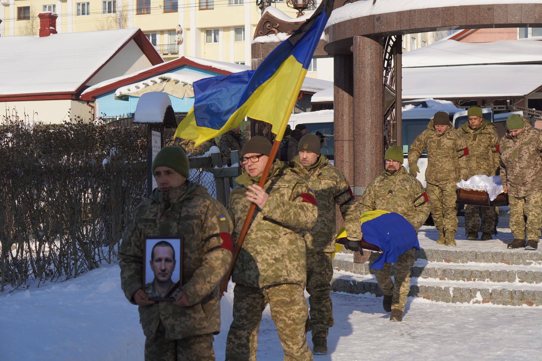 Життя обірвалося за два дні після 51-річчя: на Волині попрощалися з Героєм Віталієм Сідельським