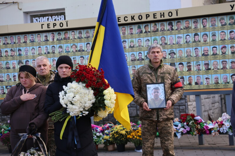 У Луцьку попрощались з Героєм Дмитром Лясковцем