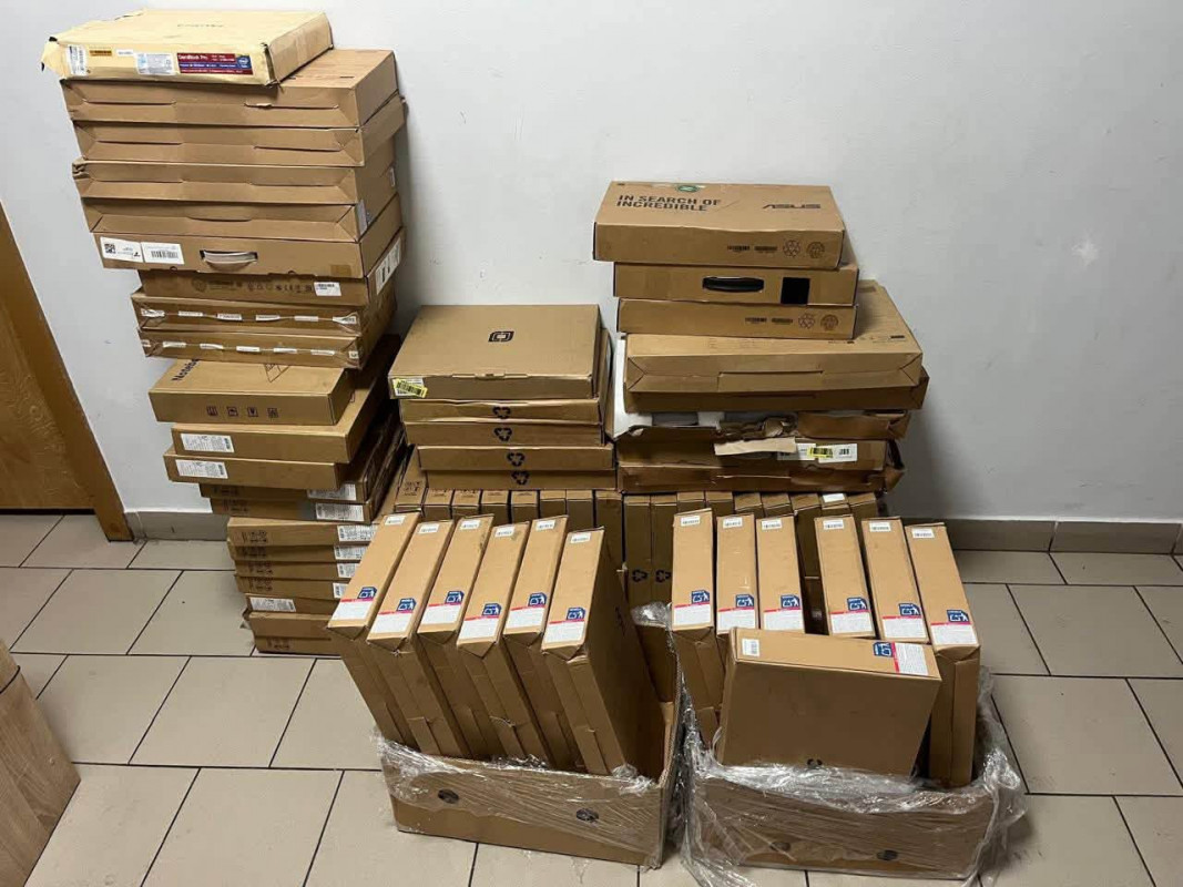 На кордоні затримали волинянина з партією контрабандних ноутбуків на 800 тисяч гривень