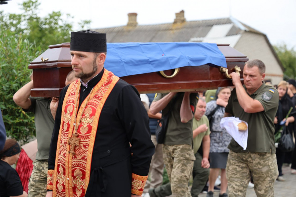 Поліг у бою у жовтні 2024 року: на Волині провели в останню путь Героя Ігоря Лавришина