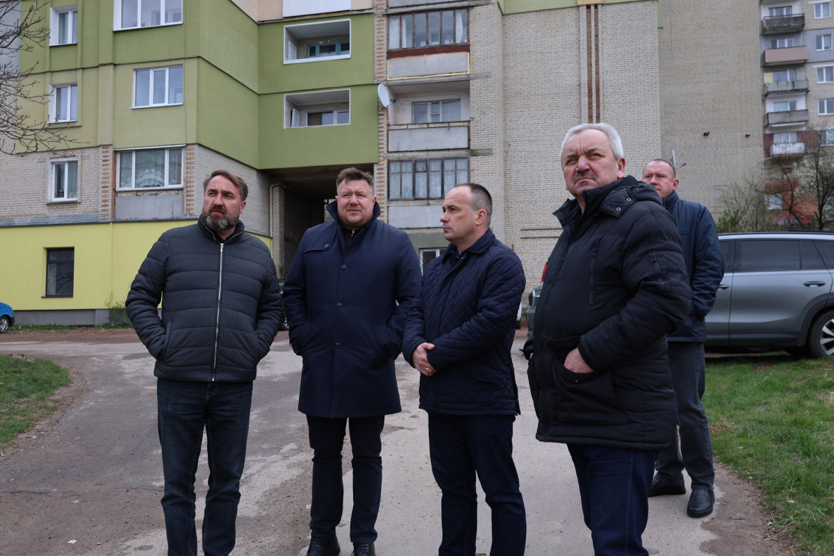 У місті на Волині добудовують два багатоквартирні будинки для переселенців