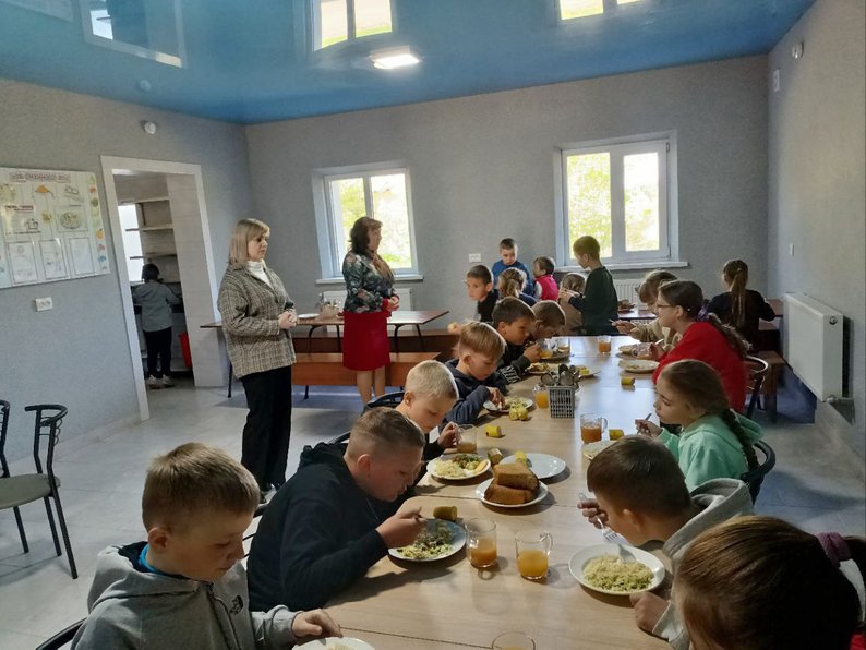 «Уже економимо»: як на Волині працює перша опорна шкільна кухня