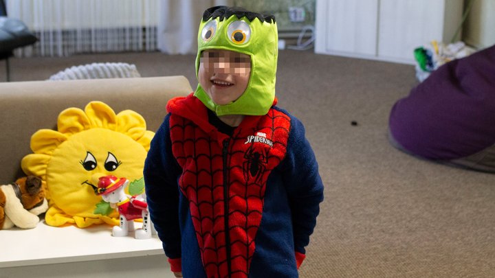 Поки мама на фронті: у патронатній сім’ї на Волині виховується 5-річний хлопчик